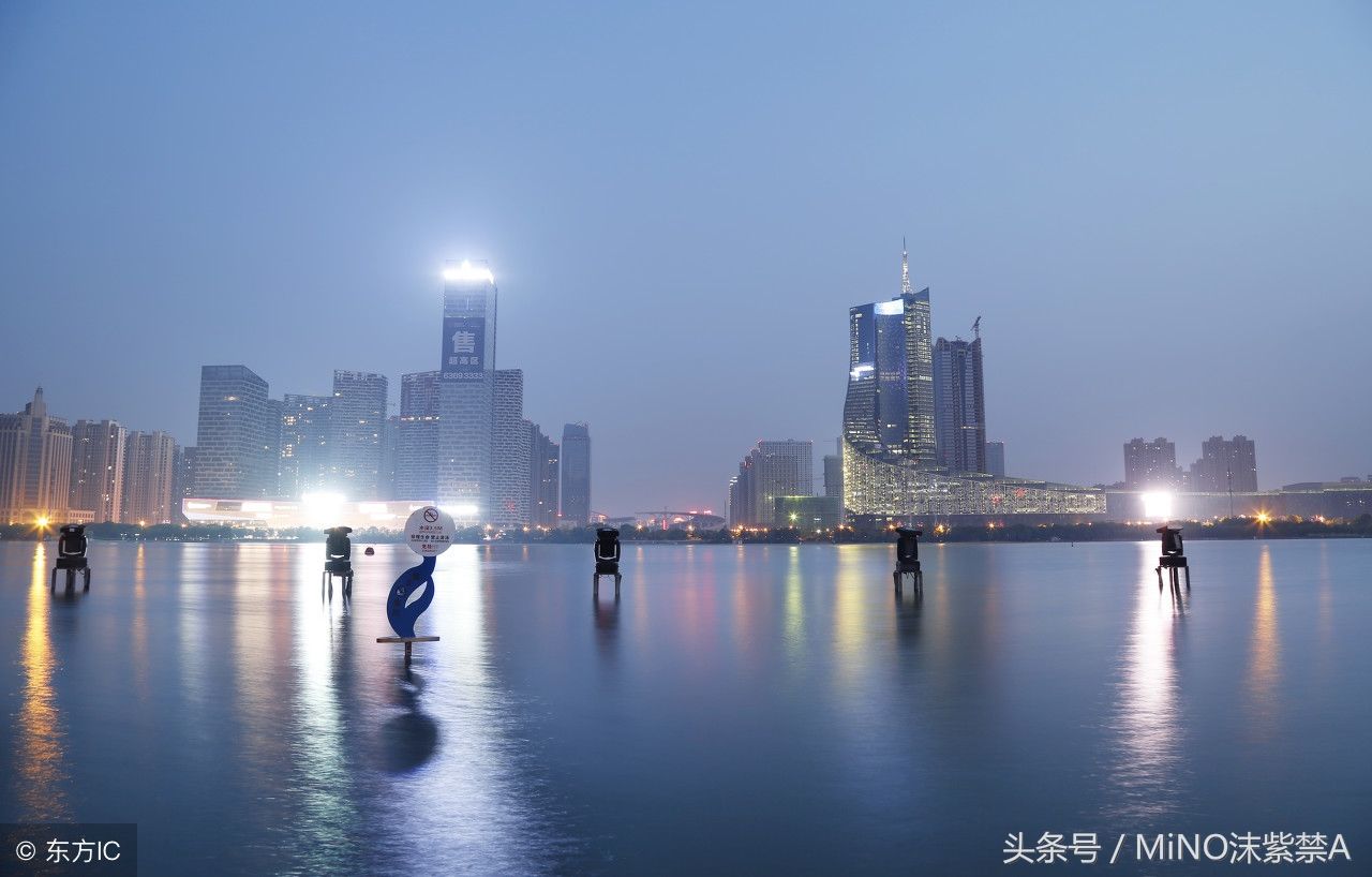 合肥天鹅湖夜景