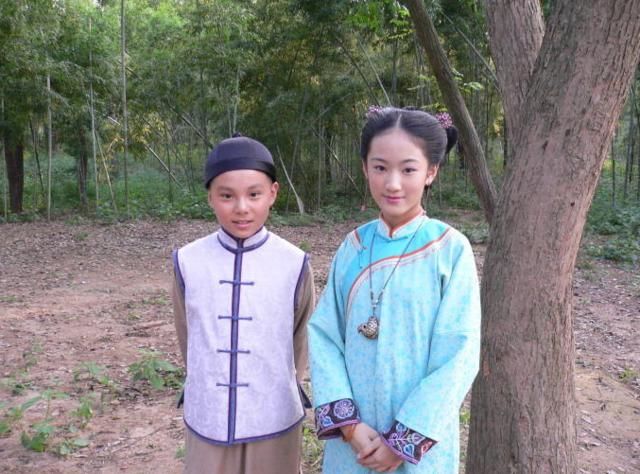 作为男主人的小妾,以后会衣食无忧的,这对于古代的无产者来说是解决了