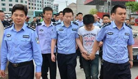 近日,沈阳市公安局浑南分局成功破获一系列跨省砸车玻璃盗窃案,破获