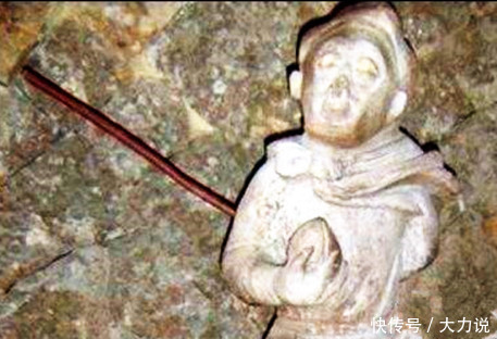 孙悟空真的存在吗?历史学家:找到了他的墓,还有金箍棒