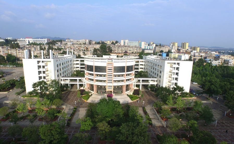 云南农业大学,建校八十周年生日快乐!