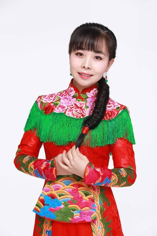 陕北农家妹子王二妮 秀美 清纯带给你别样的美 不一样