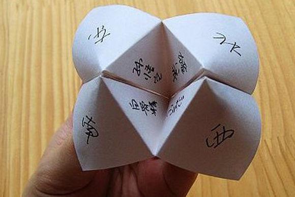 农村的80,90后,那时候算命的玩具,孙悟空还是白骨精,现在早已忘记,留