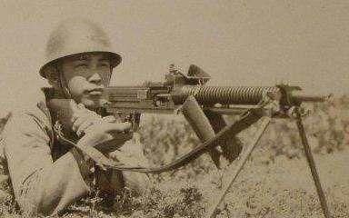 二战日军的坑爹武器: 歪把子轻机枪
