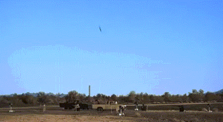 120 毫米迫击炮弹的威力足以破坏普通城市建筑,可以穿入建筑物深处