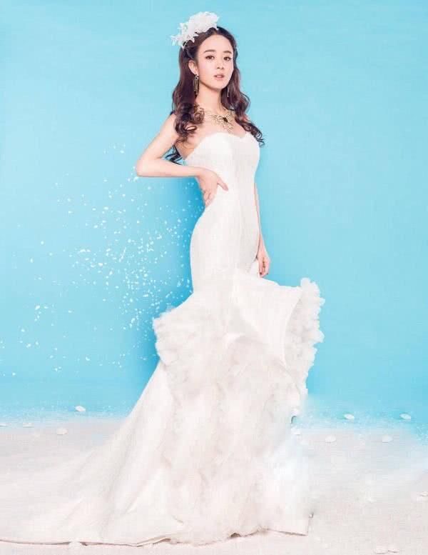 本以为杨幂,迪丽热巴的婚纱照够惊艳了,看到赵丽颖,郑爽的服了