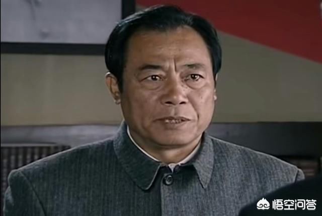 《潜伏》中吴站长听说陆桥山被杀,为什么松了一口气?