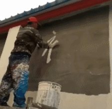 搞笑gif:平胸的好处,在于人生总是那么畅通无阻