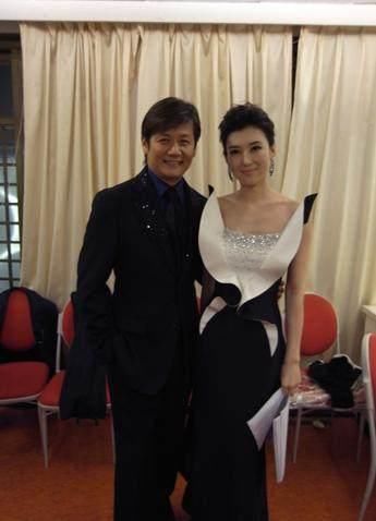 央视第一美女候选人:李红周涛桑晨刘芳菲,四选一,你选