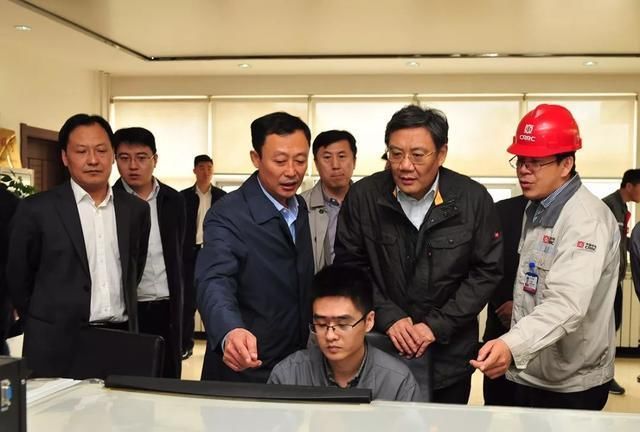 黑龙江省代省长王文涛大赞齐车集团:"在齐车集团让我大开眼界"