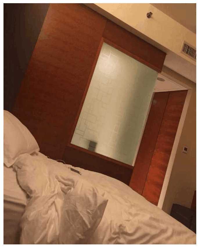 实拍: 男子进错酒店房间上错床, 将错就错侵犯他人妻子 男子以为在