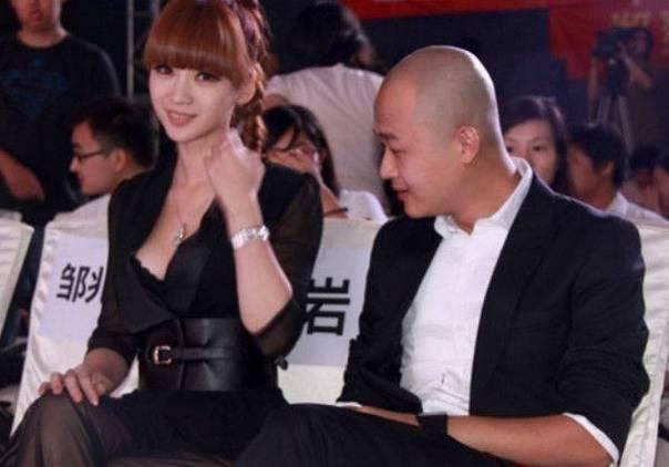 那些男明星被自己眼神出卖的瞬间