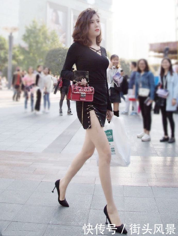 175身高的颜值美女,穿一双10公分的高跟鞋,修长的美腿