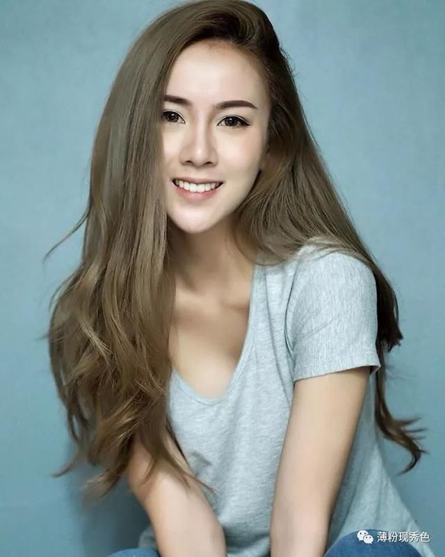 泰国极品美女模特aumamii upaiprom最新ins社交媒体个人照片