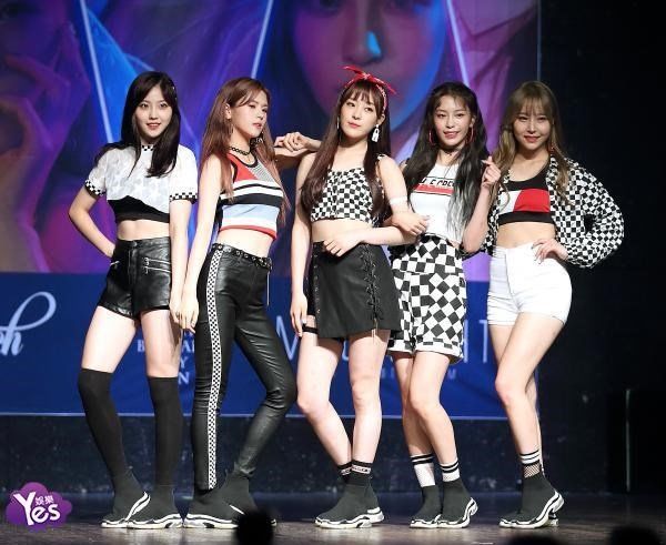  yes韩国现场>韩国女团neonpunch出道 活力热舞秀