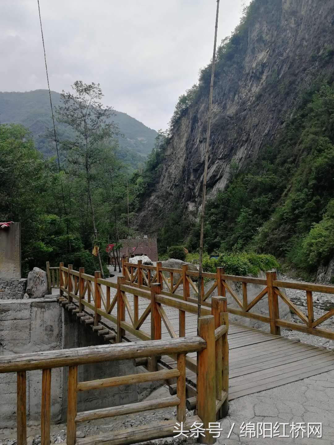 四川绵阳北川禹穴沟一日游