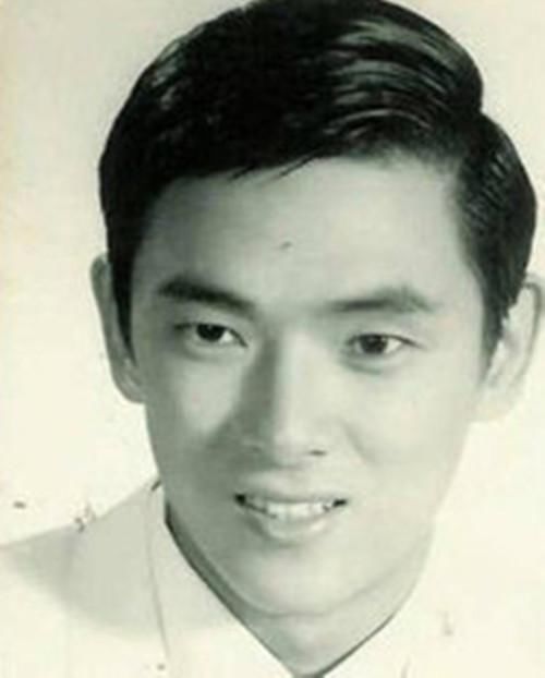 他是华人武术的杰出代表,在香港唯一能与李小龙相提并论的就是王羽