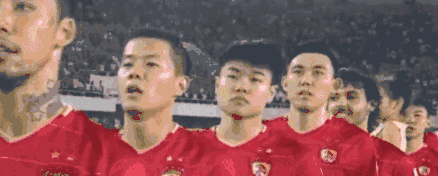 卡帅誓死保他有隐情?球迷:先学做人