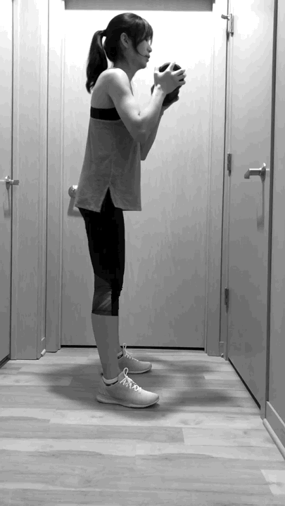 撸铁妹子最性感|健身房第一天动图直播