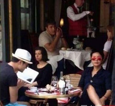 黄轩和蒋雯丽真有关系?是弟弟?还是情弟弟?