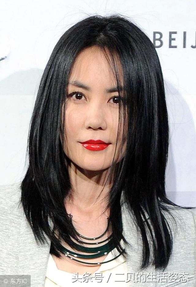 天后王菲8000万驾临《创演之王》,但是她真的能适应综艺节目吗?