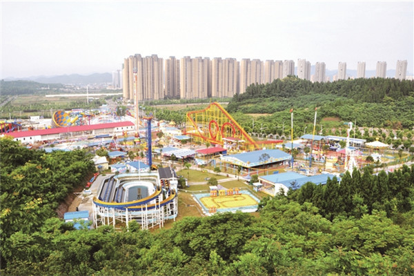 宜昌最大型游乐园完工