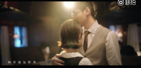 吴亦凡和赵丽颖有最萌