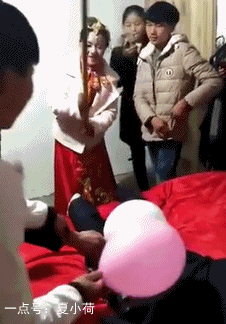 搞笑gif:这孩子,全身上下都充满了艺术细菌!