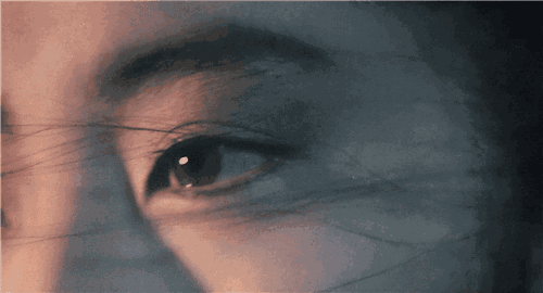 有些人出门的时候,只要有风吹到眼睛,就会不自觉的反射性流泪,尤其