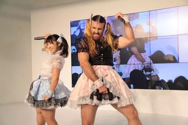 身高1米5的日本妹子变成肌肉萌妹子后,感觉一拳能打死