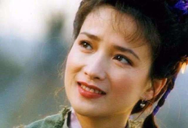 何晴,54岁的何晴年轻时候照片,简直是几代男人心中的女神啊