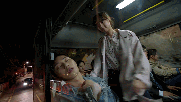 变成打头或者你搞乱了她的发型,那么你很有可能会遭到姑娘的反杀