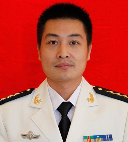 歼15飞行员张超烈士当选"感动中国2016年度人物"