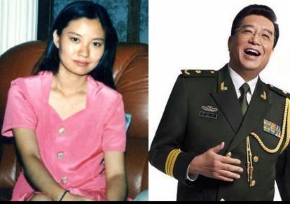 李双江与前妻丁英离婚后,却迎来了个人事业的高峰期.
