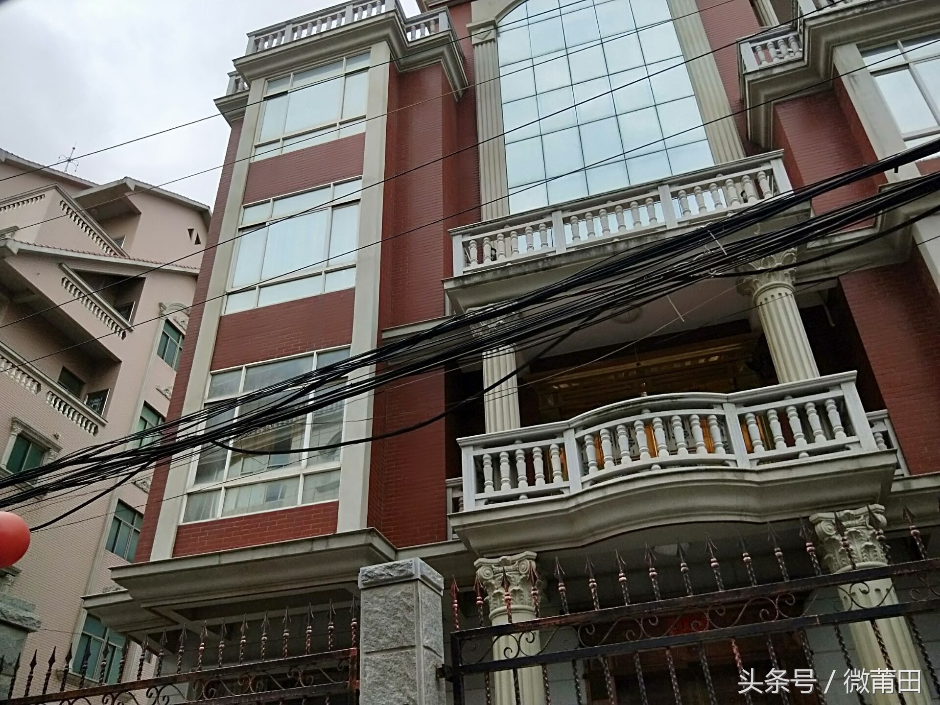 莆田乡村豪宅林立,一家住一栋大房子根本住不完,城里人羡慕不已
