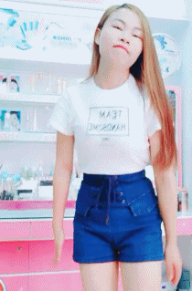 搞笑gif:我凭实力单身,干嘛要谈恋爱