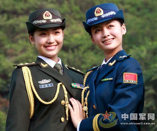 中国海军女兵