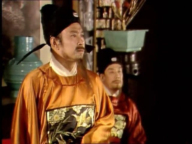 《红楼梦》贾母贾政为何对元春下跪?贾政为何不摆出国丈的款来?