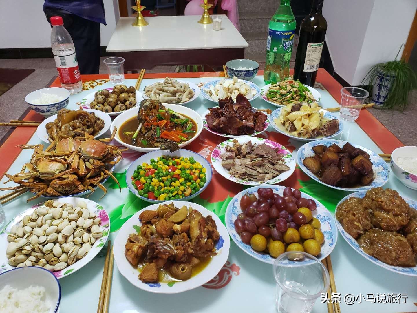 实拍杭州农村年夜饭,不做16个菜就不算过年,第一道菜就很受欢迎