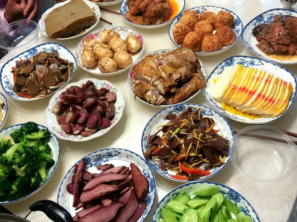 荆门婆婆做了一桌饭,南方媳妇只喜欢这道菜