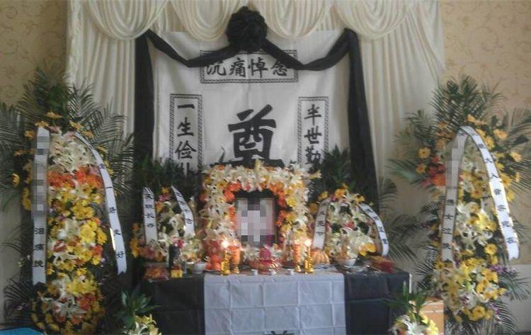 死前叮嘱女儿别开窗户, 女儿却犯错, 最后导致全村不再安宁!