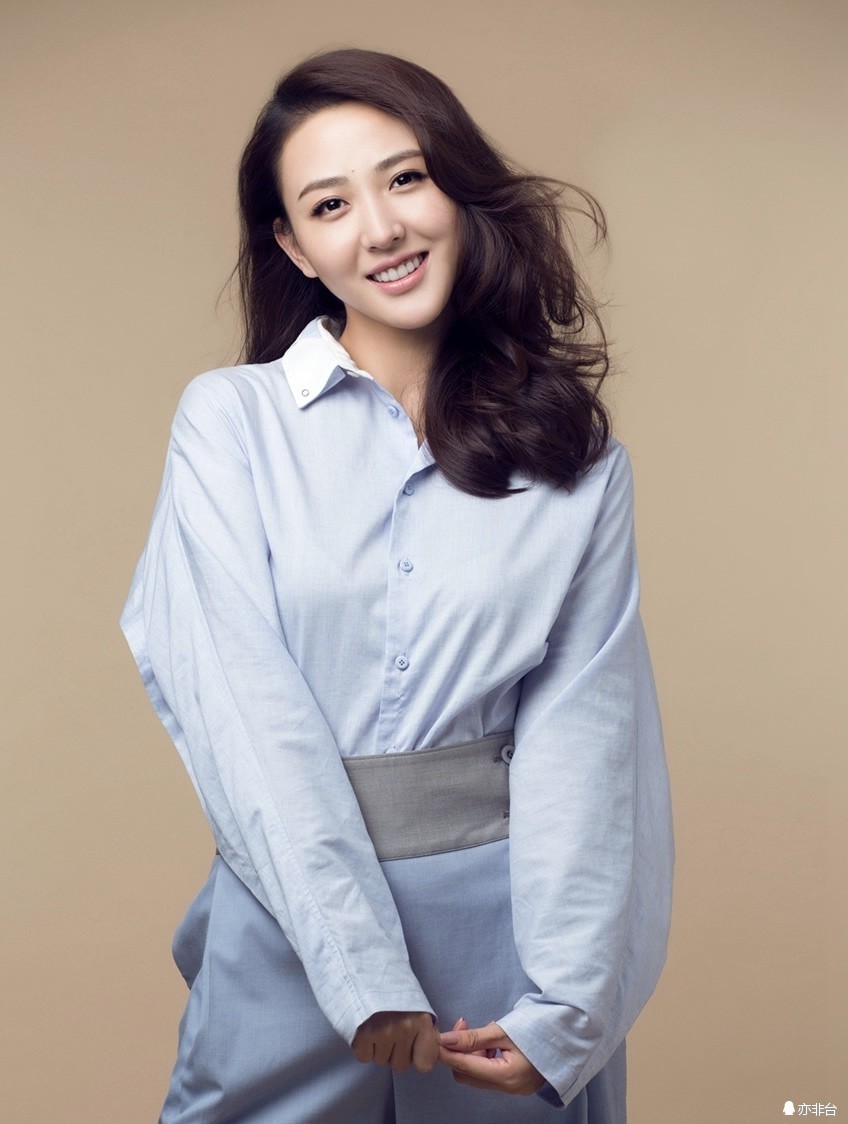 7年前她还是杨幂的小跟班,如今红成了二线女星?
