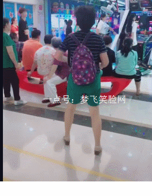 爆笑gif: 一个好汉三个帮,这次被坑了