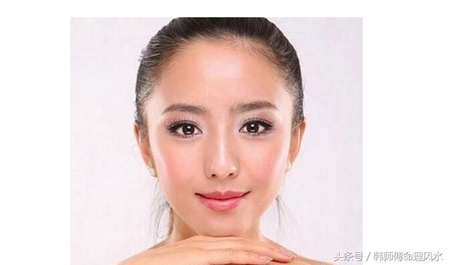 女人面相:"此处"太高太大,不旺夫运,太强势,婚姻难以顺利!