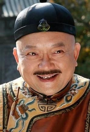 相术识人:阴险狡诈之人,手相面相特征大全!