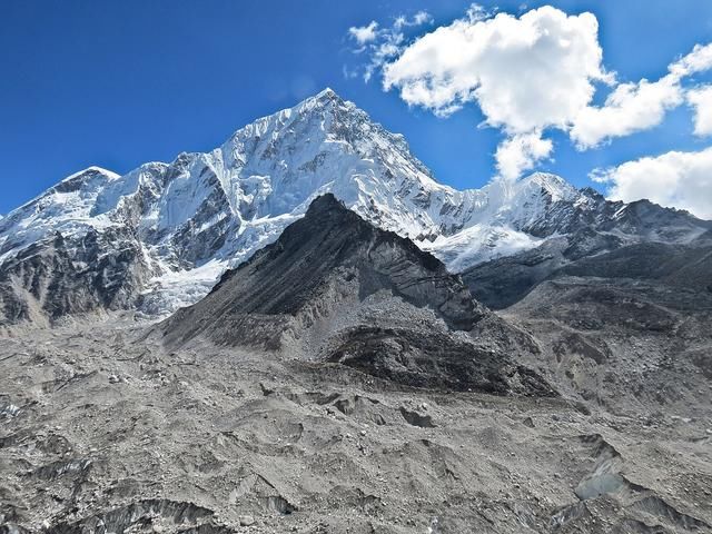 中国第一神山,龙脉起源地,也是神话与现实接壤之处