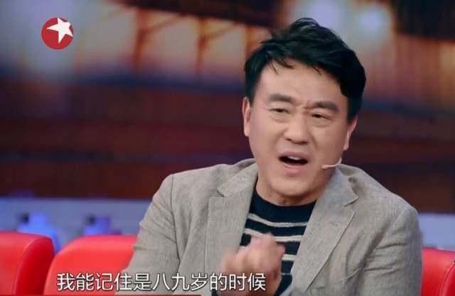 作为大陆最被低估的男演员,何冰竟瞒着家人做这样的事