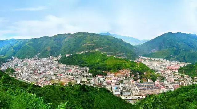 柞水县隶属于陕西省商洛市,全县植被覆盖率高达78%,森林覆盖率达65%