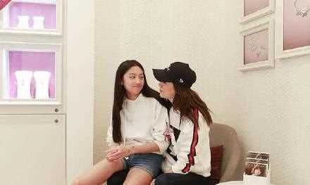 然而任晴佳那蹭蹭蹭往上长的身高却很令人堪忧,毕竟才13岁,身材有排