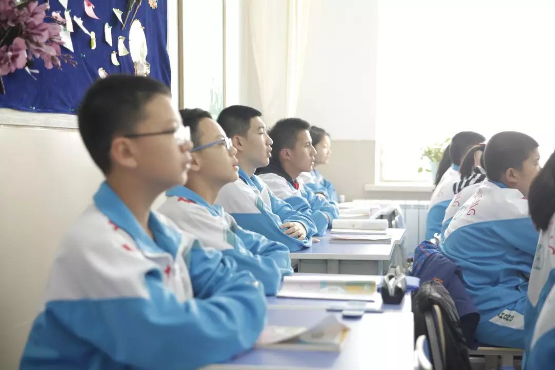 实拍长春师大附中新城学校的一天
